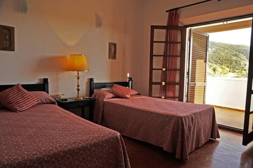 Hotel Tugasa Las Truchas El Bosque Extérieur photo